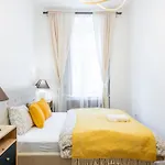 Charming & Cozy In The King Street *