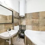 Charming & Cozy In The King Street Apartment Budapest