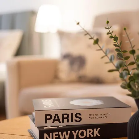 Charming & Cozy In The King Street