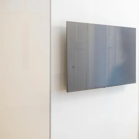 Charming & Cozy In The King Street Appartement