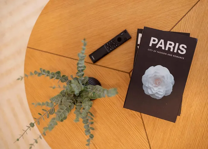 Charming & Cozy In The King Street