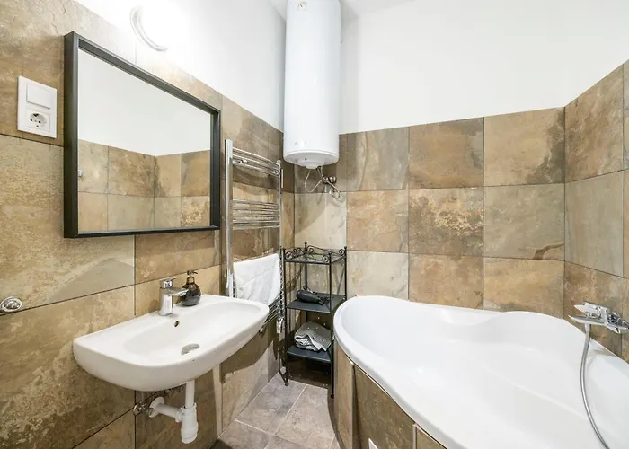 Charming & Cozy In The King Street Apartament Budapesta